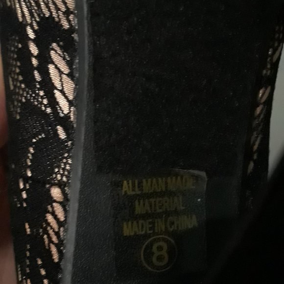 EUC Black lace look peep toe heals - Picture 4 of 4